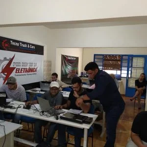 alunos-em-treinamento